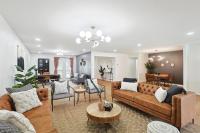 4-BD Serene Hideaway w Pool Foosball and Patio - B&B Dallas