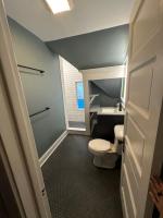 Bright, big family escape, W/parking, dogs welcome - Bed and Breakfast Oak Park