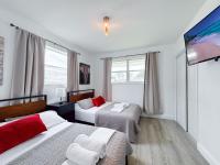 Private Pool Villa Tropical Retreat Near Beach - Bed and Breakfast Fort Lauderdale