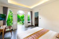 Mahayana Guest House - B&B Munggu