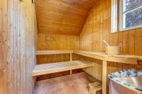 Küstenhaus mit Sauna und Kamin ca 400 vom Ostseestrand - B&B Koserow