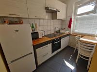 Twin Room with Shared Bathroom