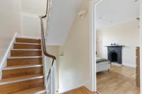 Parea Living - Spacious 4 Story House, Families, Big Groups - Chambres d'hôtes Londres