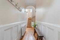 Parea Living - Spacious 4 Story House, Families, Big Groups - B&B