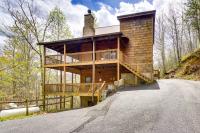 Sevierville Cabin w/ Hot Tub ~ 4 Mi to Nat’l Park! - Chambres d'hôtes Sevierville