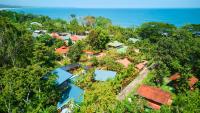 Casa Blossom - Beach Paradise Retreat, Fully Equipped, Holiday Home - Chambres d'hôtes Puerto Viejo de Sarapiqui