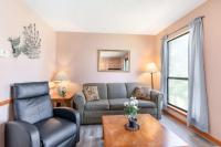 The Roost Royale-No Stairs Indoor pool Hot Tub - B&B Branson