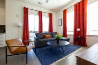 Modern Nulu 2BR by CozySuites 04 - Bed and Breakfast