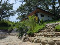 Fully furnished lodge with hot tub and pool - Alto Castillo - B&B