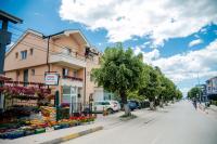 Central Modern Apt with Garden - B&B Struga