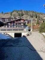 Studio cabine cosy à 5min à pieds des pistes et du centre ville - B&B Les Gets