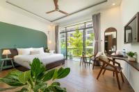 Deluxe Double Room with Balcony | 1 year voucher to freely change your stay date