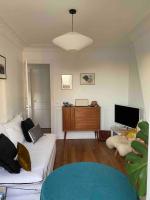 Charmant Appartement Typique Parisien - Chambres d’hôtes