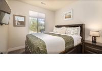 Spacious 5 bedroom house with pool access! - Chambres d’hôtes Washington