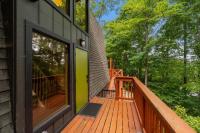 Treetops Chalet - 3bd/2bt Boutique Cabin w/Mt Leconte views in Gatlinburg - B&B