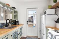 Adorable Lakefront Cottage - Rockaway Beach - B&B Rockaway Beach