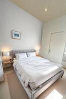 Station 173 B Bruxelles-Charleroi-airport - B&B Charleroi