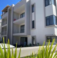SeaSand-Entire Luxury 3 BD condo - Close to beach - B&B
