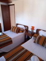 Appartamento con 2 Camere da Letto e Vista Fiume