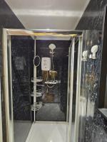 Spacious Guest Suite - Harrow - B&B London