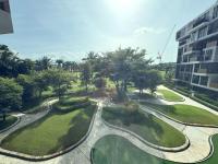 One-Bedroom Apartment with Balcony