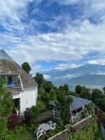 Mountain facing room in crystal dome - Bed and Breakfast Ranipauwa