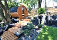 Lakeside Cottage with Sauna and Pool - B&B