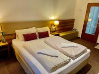 Mars Apart - B&B Munich