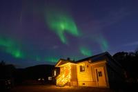 Oksfjordhjem - B&B Mettevoll