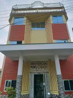 Parivartan Hotel & Lodge - B&B