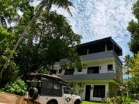 OceanLife Surf Stay at Horizon Inn - B&B Weligama