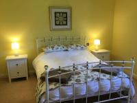 The Log Cabin, the perfect Country Break Away! - B&B Lackford