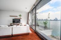 Apartment with Garden View