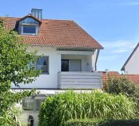 CASA 8070 Exklusive Maisonette-Wohnung 91 qm für Familien, Gruppen, Geschäftsreisende, inklusive Parkplatz, WLAN, Kaffee und Tee, voll ausgestattet für 1 bis 9 Gäste, zentrumsnah, Autobahn A9 Ingolstadt-Süd, Donau, Auwaldsee und Gewerbegebiet - Chambres d'hôtes Ingolstadt
