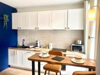 T2 lumineux - rénové- - Centre historique Dinan- Parking - Terrasse - B&B Dinan