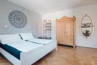 Sina's Boutique Apartment #2 - B&B