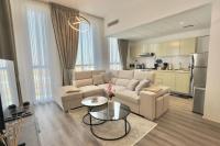 Elegant 1BR Midtown Near City Center Meaisem by Vibel - Chambres d'hôtes Dubaï