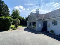Gorgeous bungalow in Faithlegg, County Waterford - Chambres d'hôtes Stronghow’s Bridge