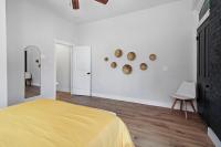 Mardi Gras Hideaway Cozy 2BR in Soulard - B&B