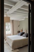 Zimmer mit Queensize-Bett und Gartenblick