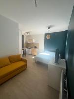 Studio met Kingsize Bed en Slaapbank