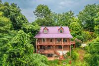 Cloud 10 Mountaintop - B&B
