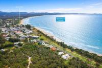 Apartment 3 Surfside - beachfront with ocean views - Ferienwohnung