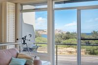 6-35 Esplanade - Beachfront - No Linen Included - B&B