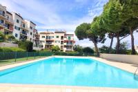 Appartement spacieux ,4 pers,Piscine & Vue mer - Chambres d’hôtes Antibes