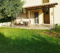 Mary's Home 2 - Bed and Breakfast Asprokklísi