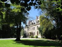 Chambres d'hôtes au Château Léon - Bed and Breakfast