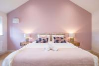 King Deluxe Ensuite with Shower-Bath and Courtyard View - Fawcett - B&B