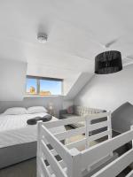 Amaya Four - Sleeps 5 - 1 bed apartment - Newly renovated- Close to town centre -Grantham Free Gym Access - Bed and Breakfast Grantham