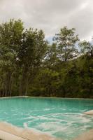 Secret Stone Villa - Chambres d’hôtes Tirana